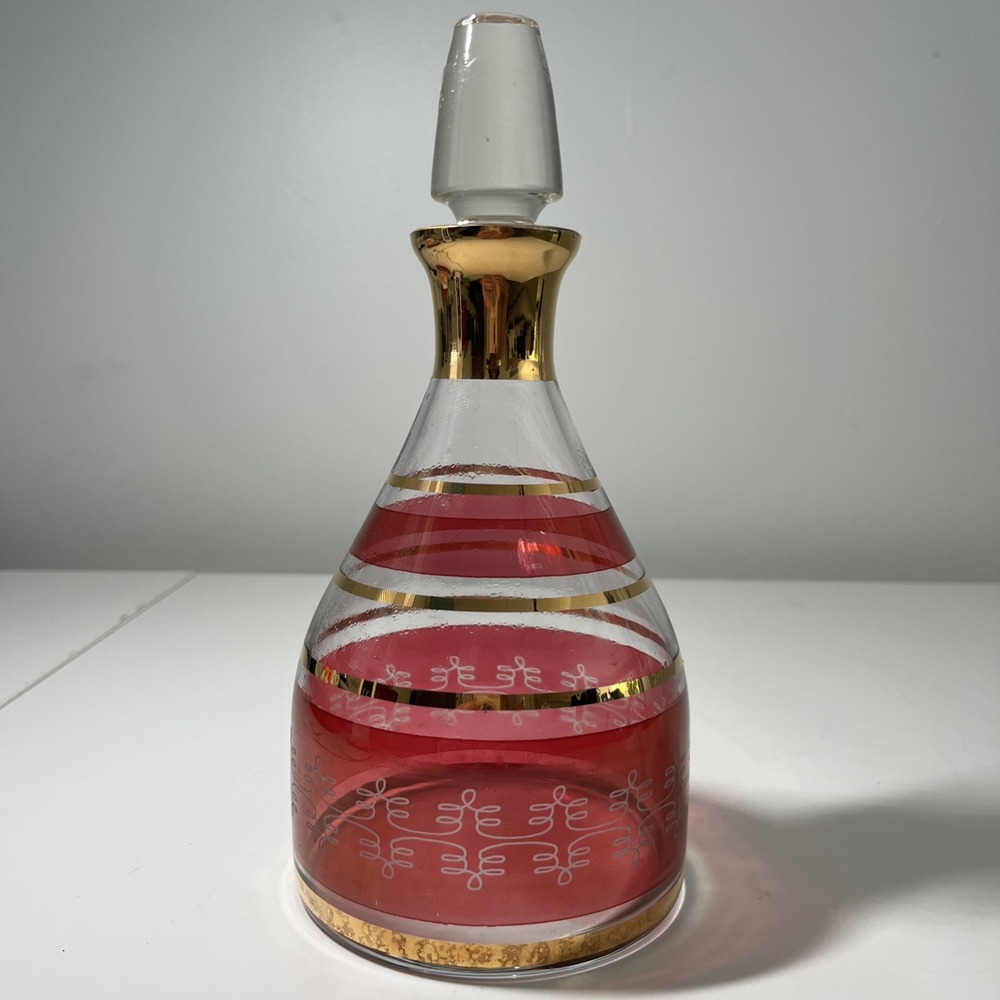Vtg Glass Wine Decanter Cranberry & Gold MCM Mid‎ Century